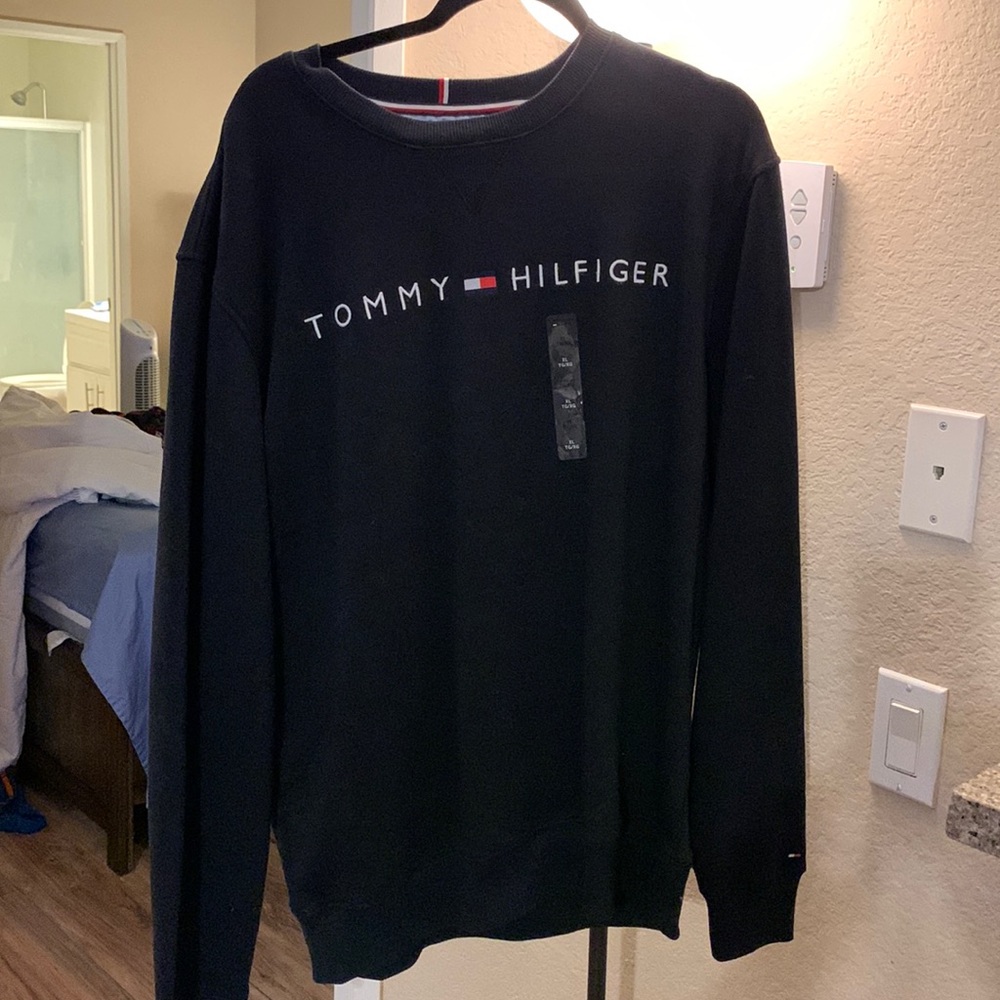 New Tommy Hilfiger sweater